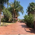 住宿加早餐酒店 Valentino 贾迪尼-纳克索斯