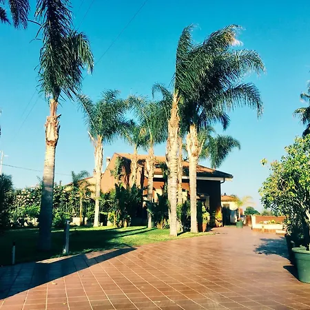 Valentino Couette-café 3*